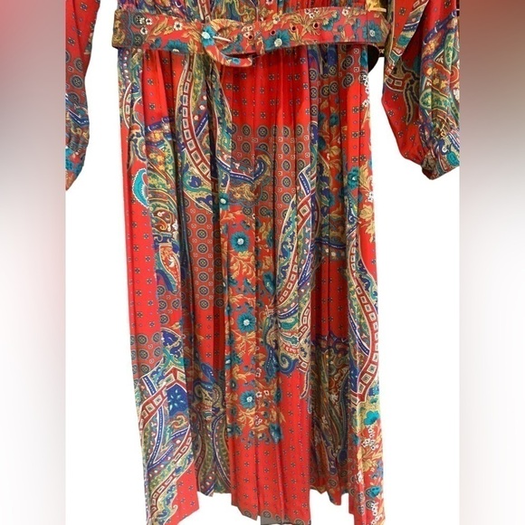 Vintage Graphic Paisley/Floral Pleated Shirt Dress - Picture 6 of 7